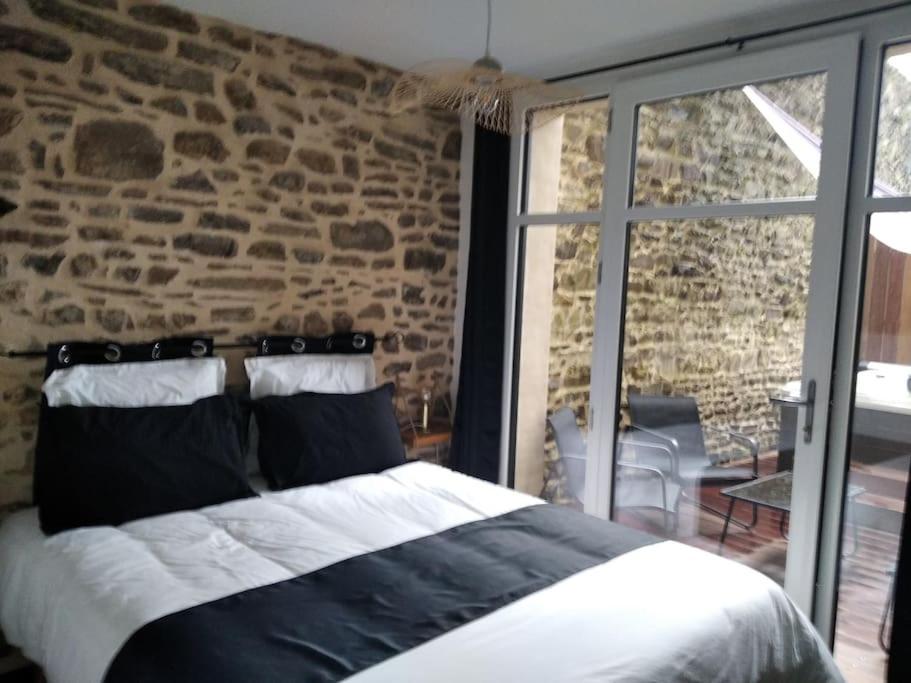 La Chouette Detente Fougères Екстериор снимка